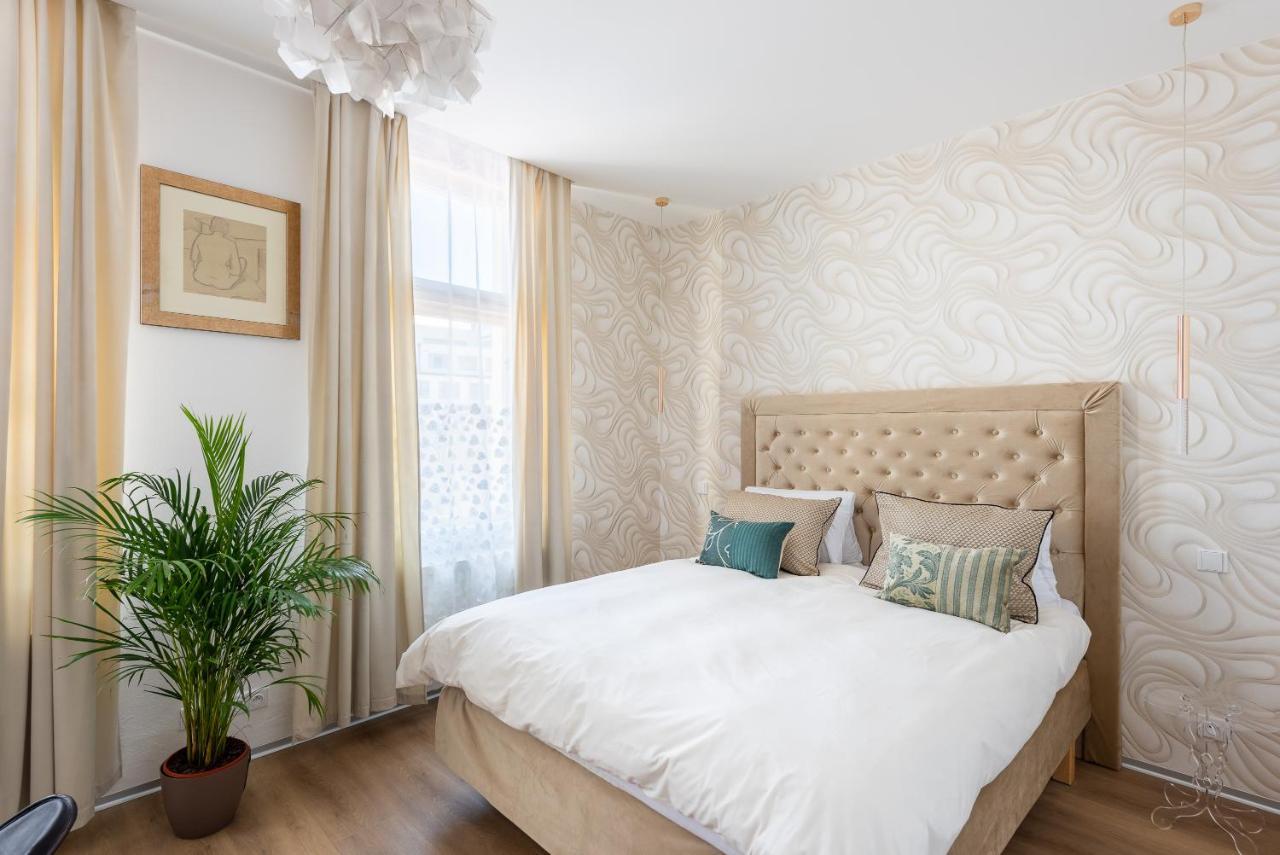New Modern Apartment 5. Floor Prag Dış mekan fotoğraf